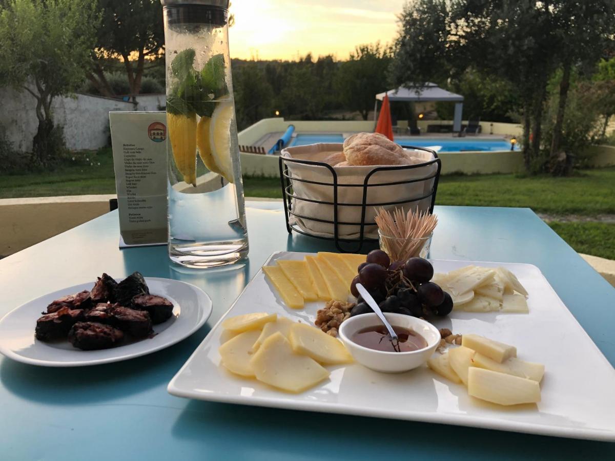 A Casa Amarela Apartment Pinheiro de Coja Екстериор снимка
