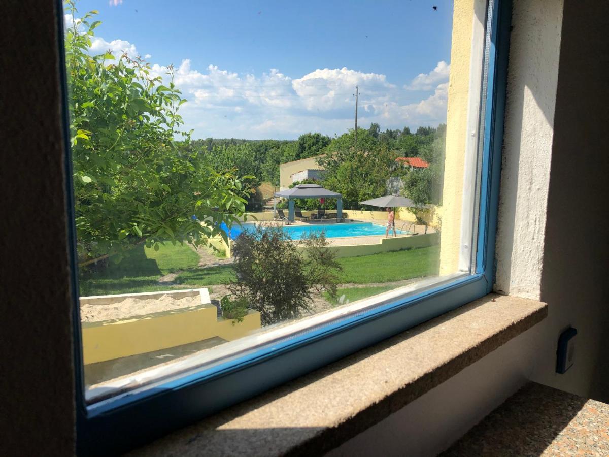 A Casa Amarela Apartment Pinheiro de Coja Екстериор снимка