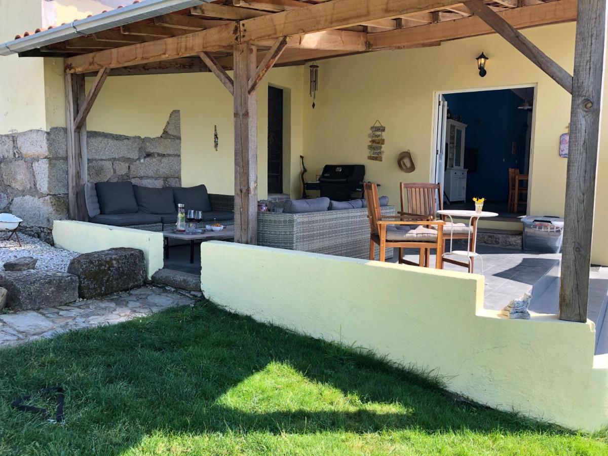A Casa Amarela Apartment Pinheiro de Coja Екстериор снимка