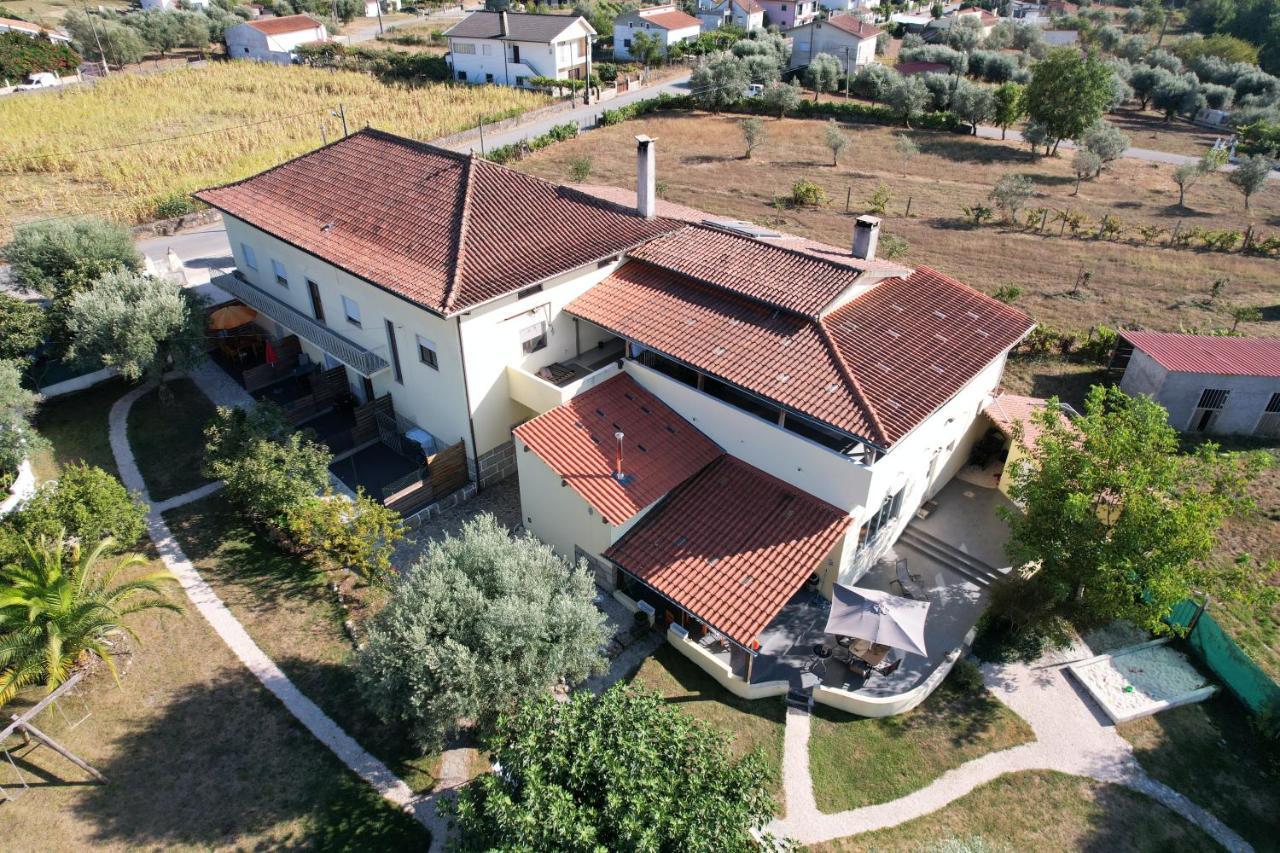 A Casa Amarela Apartment Pinheiro de Coja Екстериор снимка